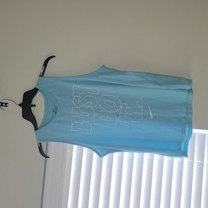 Nike muscle tank women medium